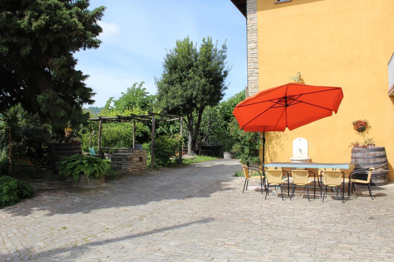 Cossano Belbo Agriturismo La Rovere מראה חיצוני תמונה